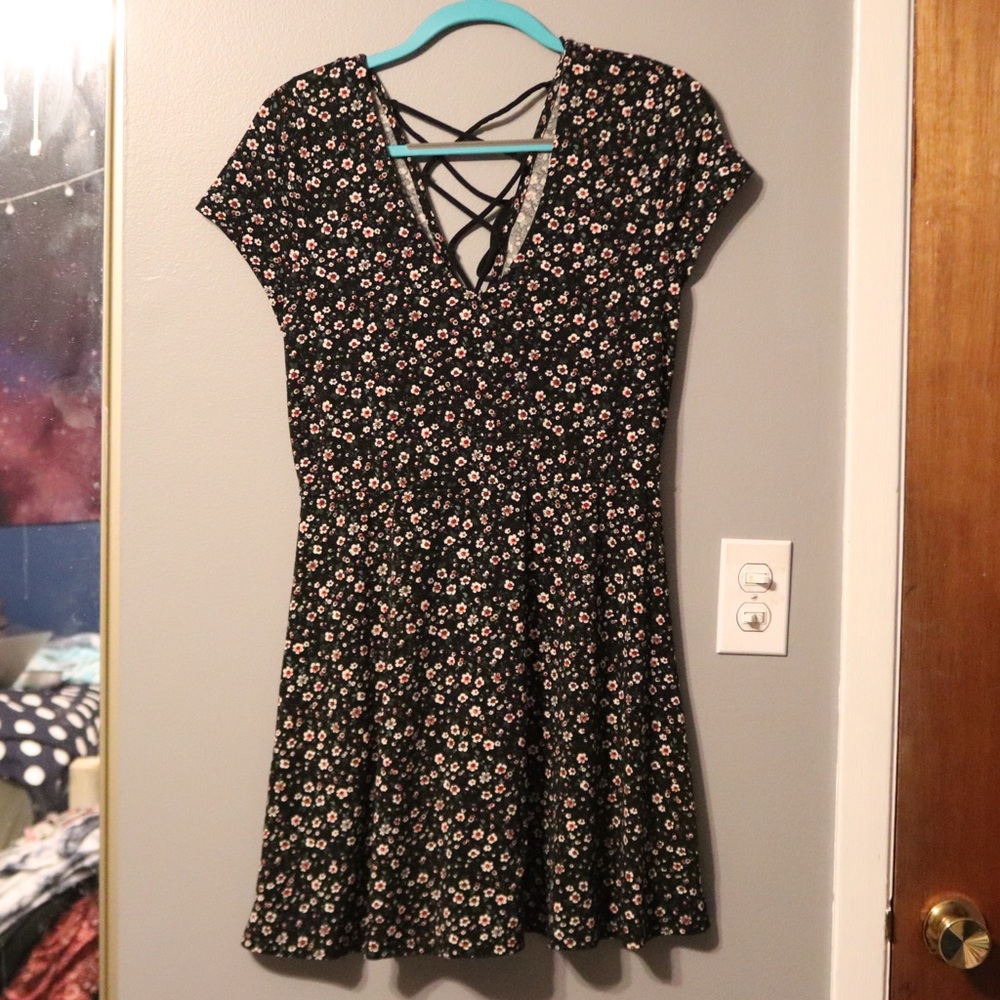 Aeropostale Floral Skater Dress With | Lace-Up Back | Gently Used | XL | Black
